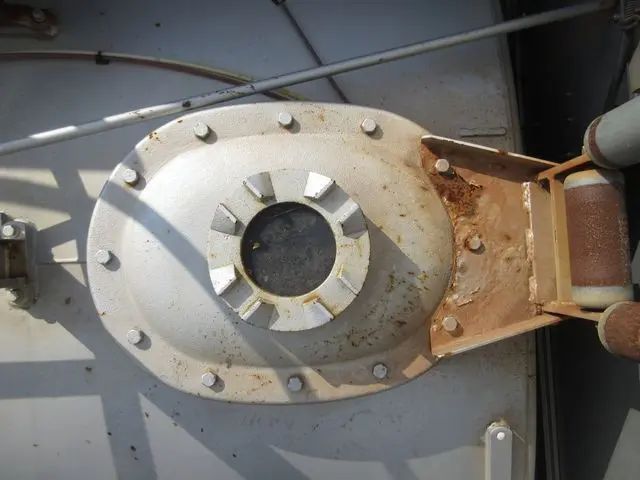 三菱 キャンター TPG-FEA50(2WD)の写真18