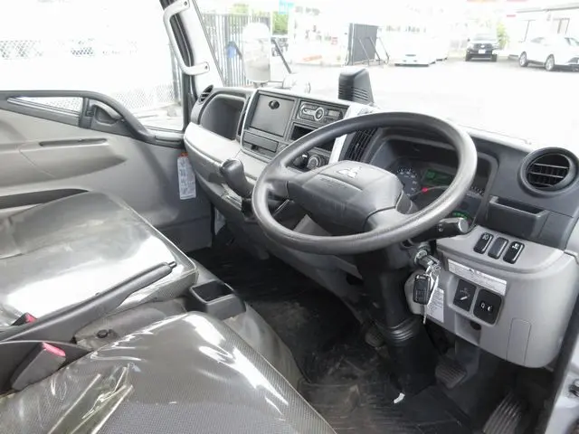 三菱 キャンター TPG-FEA50(2WD)の写真29