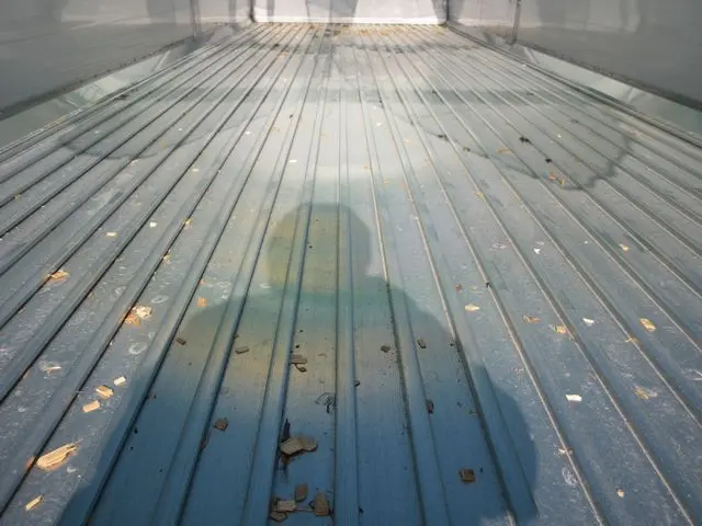 いすゞ ギガ QKG-CYM77A(6x2)の写真18