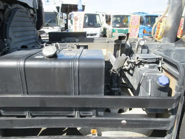 日野 プロフィア 2DG-FS1EGA(6x4)の写真23