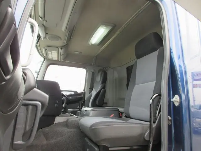 日野 プロフィア QPG-FR1APEA(6x2)の写真31