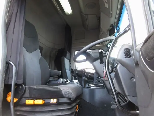 日野 プロフィア QPG-FW1EXWG(8x4)の写真34