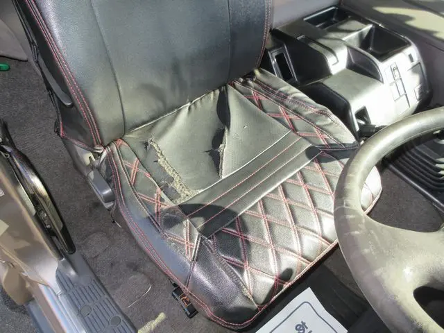 いすゞ ギガ PDG-CYH77W8(8x4)の写真44