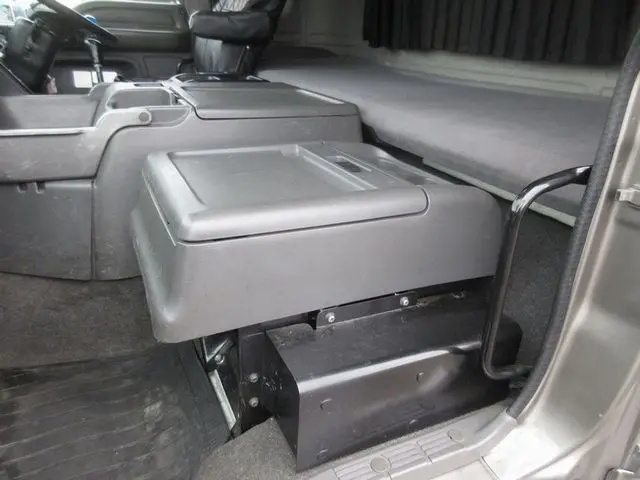 いすゞ ギガ PDG-CYH77W8(8x4)の写真46