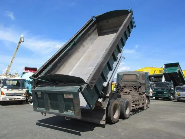 日野 プロフィア BDG-FR1EPYA(6x2)の写真2