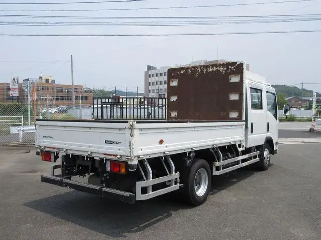 いすゞ エルフ TRG-NPR85AR(2WD)の写真3