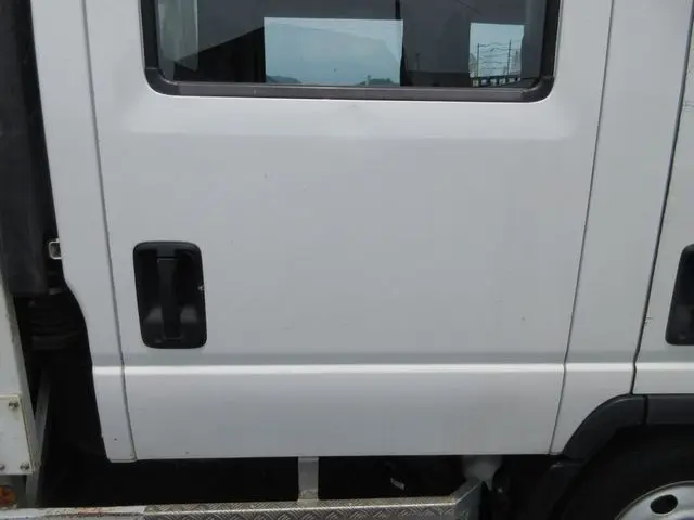 いすゞ エルフ TRG-NPR85AR(2WD)の写真18