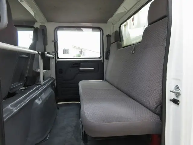 いすゞ エルフ TRG-NPR85AR(2WD)の写真35