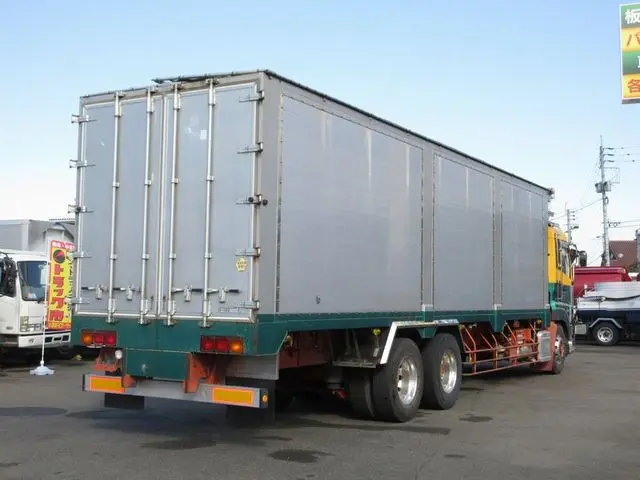 ＵＤ クオン LDG-CD5ZA(6x2)の写真2