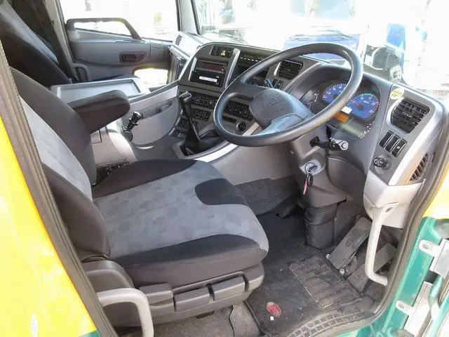 ＵＤ クオン LDG-CD5ZA(6x2)の写真33