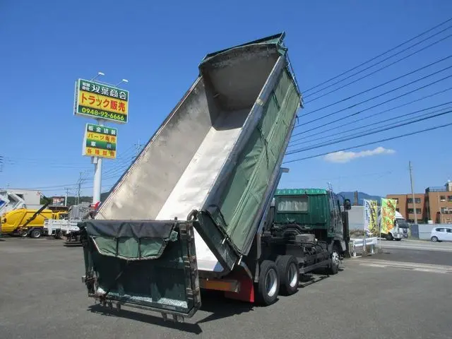 いすゞ フォワード PJ-FVZ34L4(6x4)の写真2