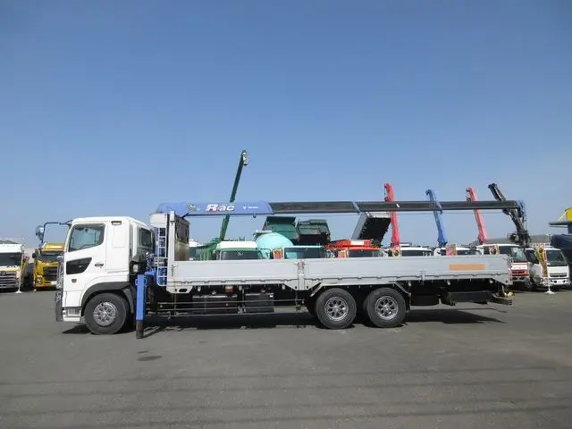 日野 プロフィア BDG-FR1EXYA(6x2)の写真11