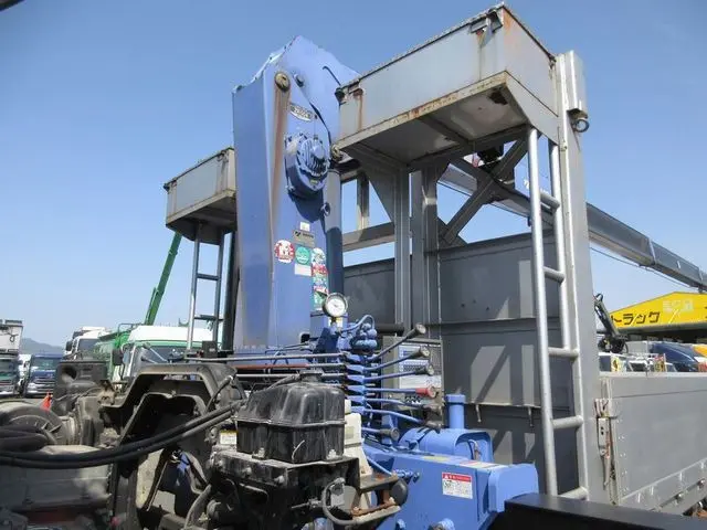 日野 プロフィア BDG-FR1EXYA(6x2)の写真14