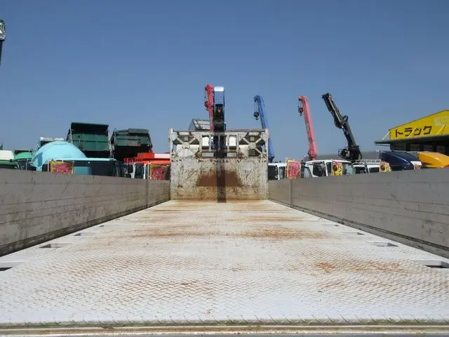 日野 プロフィア BDG-FR1EXYA(6x2)の写真23