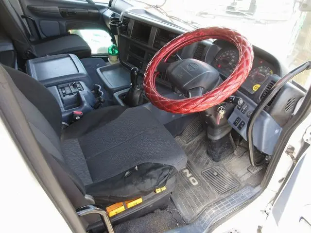 日野 プロフィア BDG-FR1EXYA(6x2)の写真38