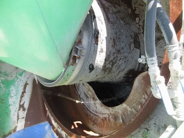 いすゞ ギガ QKG-CXZ77AT(6x4)の写真11