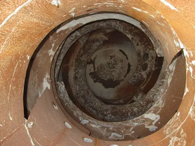 いすゞ ギガ QKG-CXZ77AT(6x4)の写真17