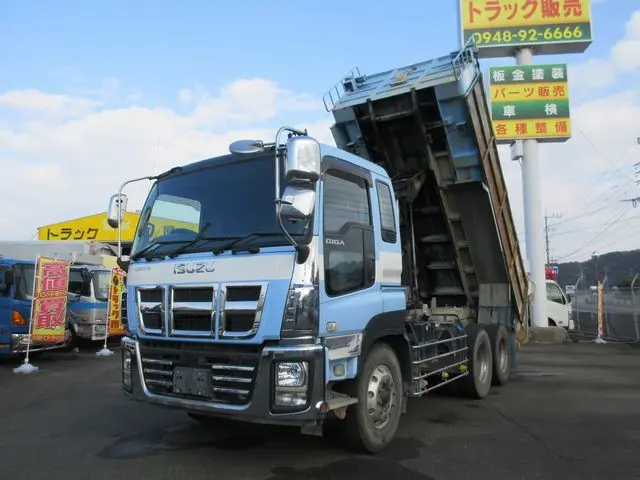 いすゞ ギガ QKG-CXZ77AT(6x4)の写真15