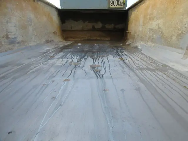 いすゞ ギガ QKG-CXZ77AT(6x4)の写真22