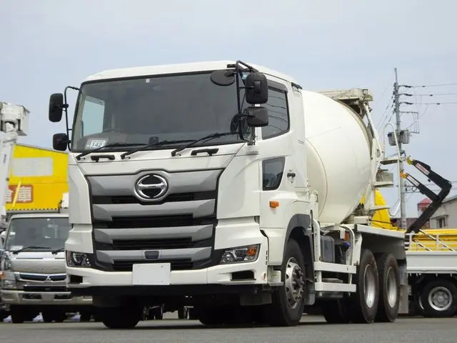 日野 プロフィア 2DG-FS1AGA(6x4)の写真1