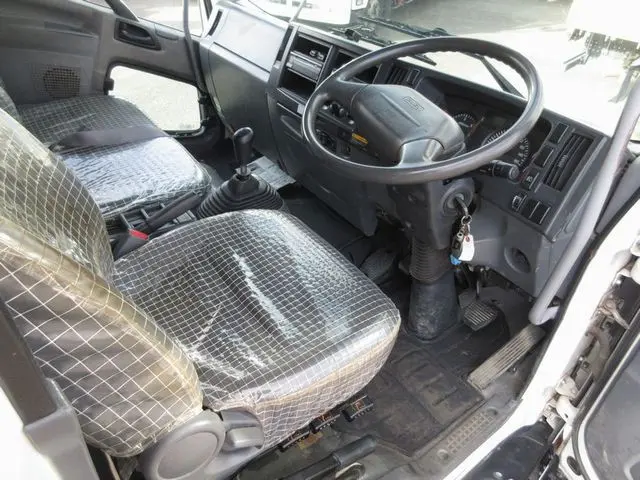 いすゞ フォワード SKG-FSR90S2(2WD)の写真38