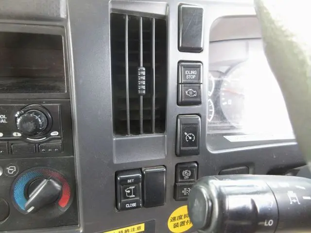 いすゞ フォワード SKG-FSR90S2(2WD)の写真43