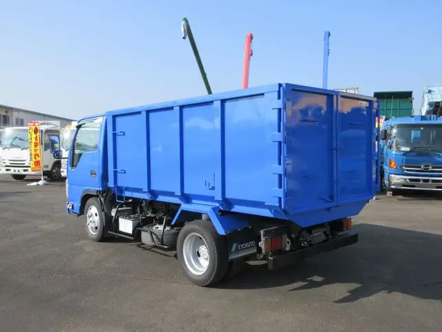 いすゞ エルフ TKG-NKR85AN(2WD)の写真9