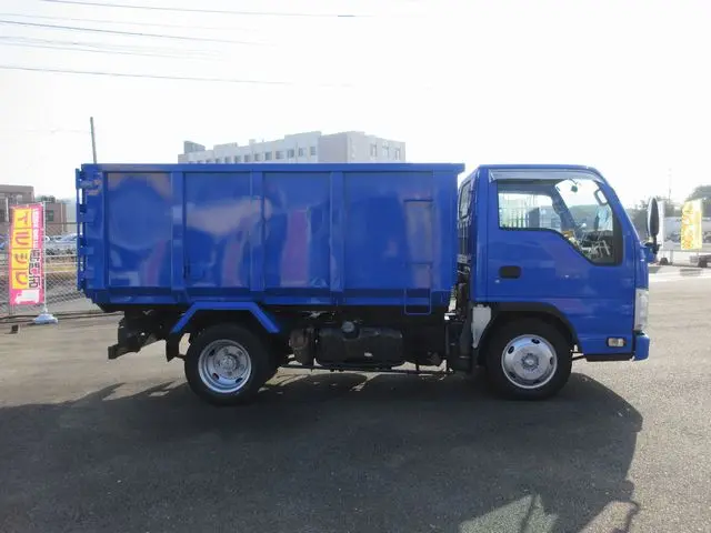 いすゞ エルフ TKG-NKR85AN(2WD)の写真11