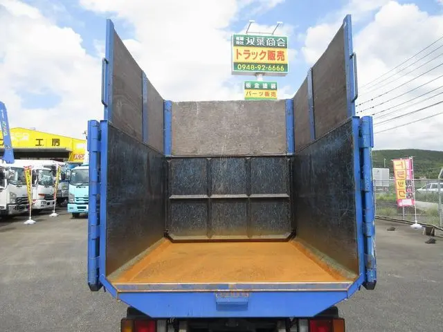 いすゞ エルフ TKG-NKR85AN(2WD)の写真17