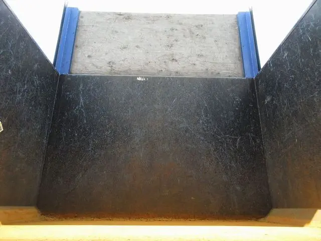 いすゞ エルフ TKG-NKR85AN(2WD)の写真20