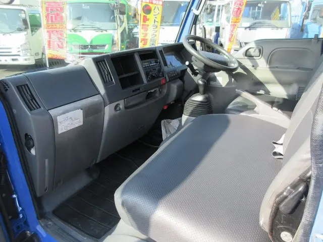 いすゞ エルフ TKG-NKR85AN(2WD)の写真40