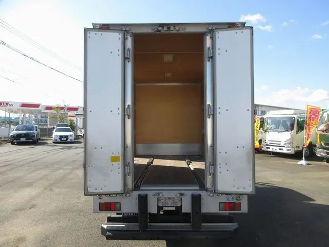 いすゞ エルフ 2RG-NMR88AN(2WD)の写真11