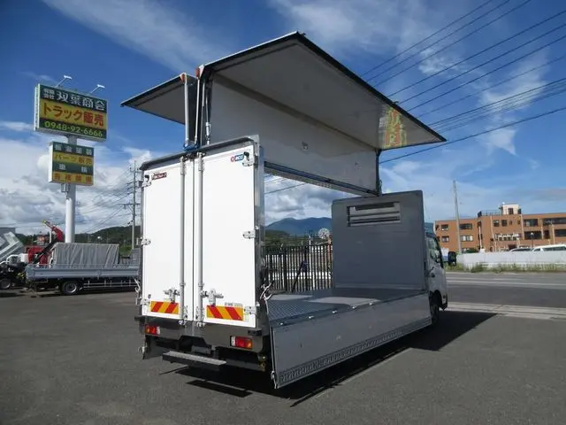 日野 デュトロ 2RG-XZU722M(2WD)の写真13