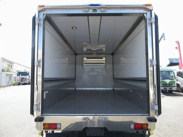 日野 デュトロ 2RG-XZU722M(2WD)の写真21