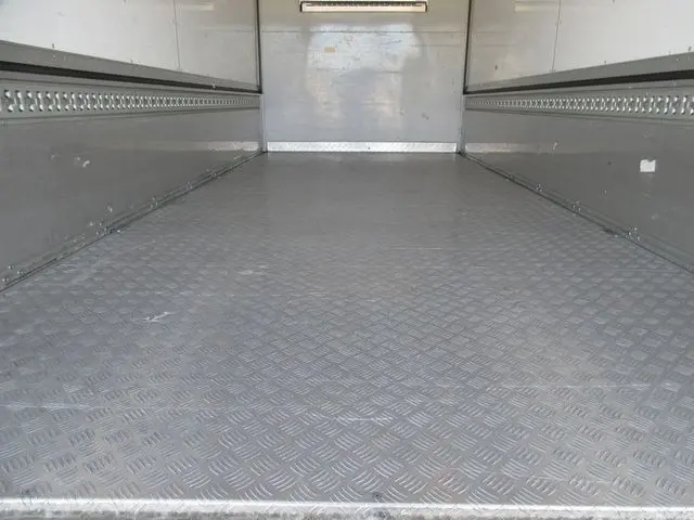 日野 デュトロ 2RG-XZU722M(2WD)の写真24