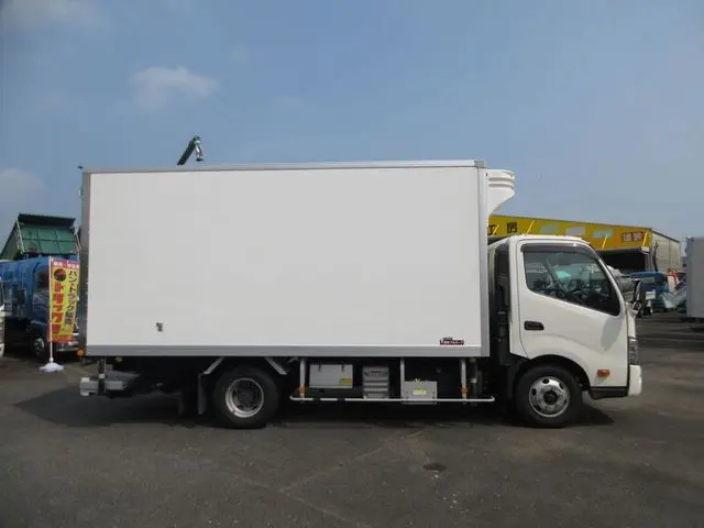 日野 デュトロ 2RG-XZU712M(2WD)の写真9