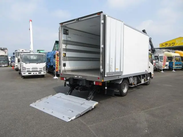 日野 デュトロ 2RG-XZU712M(2WD)の写真10