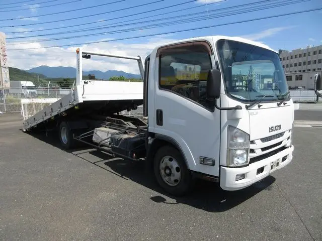 いすゞ エルフ TRG-NPR85AN(2WD)の写真3