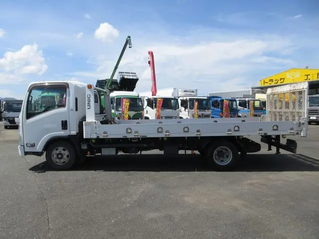 いすゞ エルフ TRG-NPR85AN(2WD)の写真8