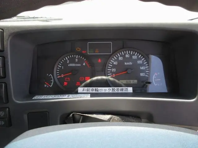 いすゞ エルフ TRG-NPR85AN(2WD)の写真33