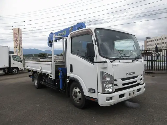 いすゞ エルフ TRG-NPR85AR(2WD)の写真3