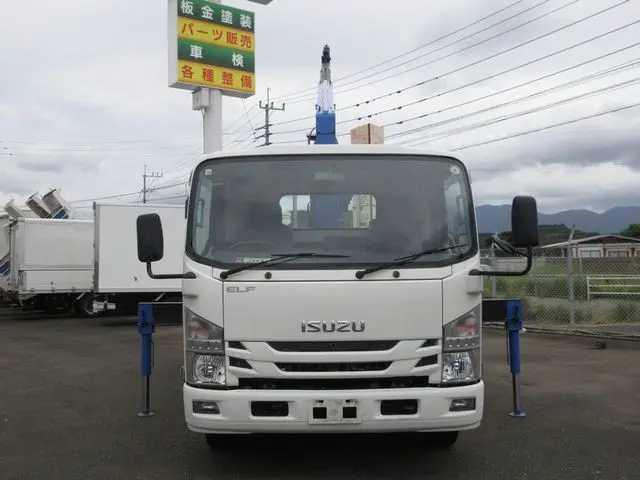 いすゞ エルフ TRG-NPR85AR(2WD)の写真4