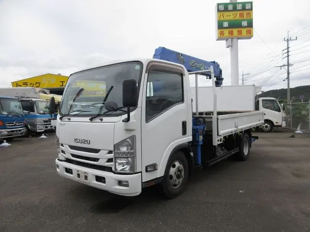 いすゞ エルフ TRG-NPR85AR(2WD)の写真6