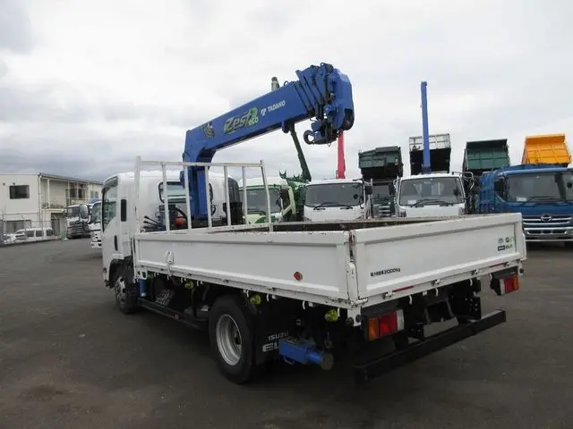 いすゞ エルフ TRG-NPR85AR(2WD)の写真7