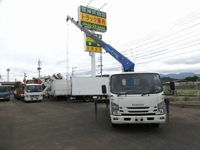 いすゞ エルフ TRG-NPR85AR(2WD)の写真19