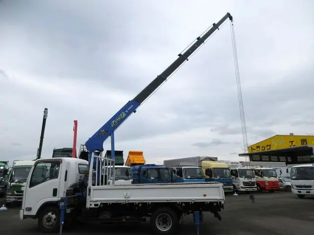 いすゞ エルフ TRG-NPR85AR(2WD)の写真20