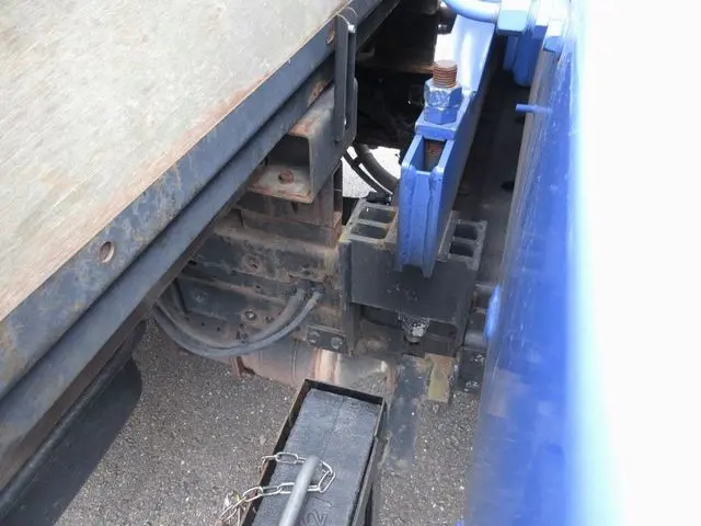 いすゞ エルフ TRG-NPR85AR(2WD)の写真31