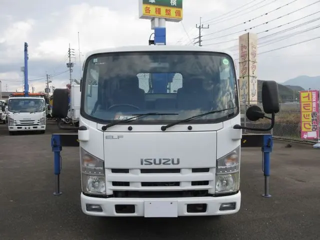 いすゞ エルフ SKG-NMR85R(2WD)の写真4