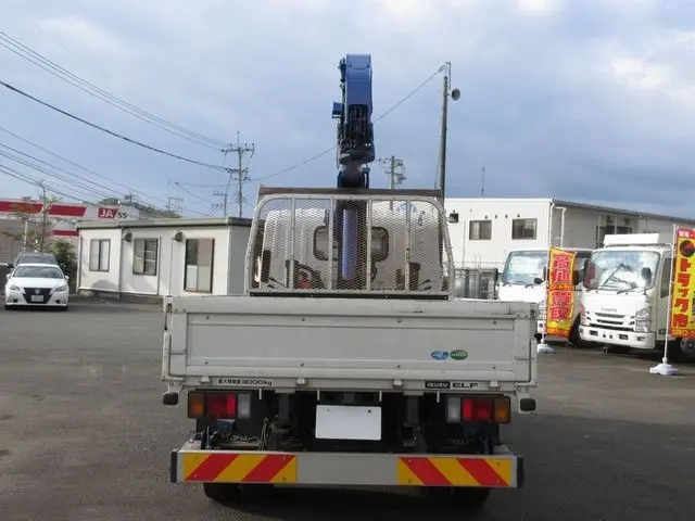 いすゞ エルフ SKG-NMR85R(2WD)の写真8