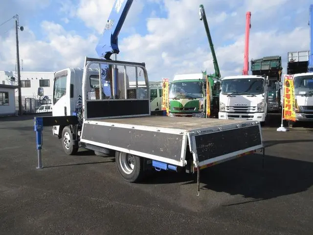 いすゞ エルフ SKG-NMR85R(2WD)の写真15